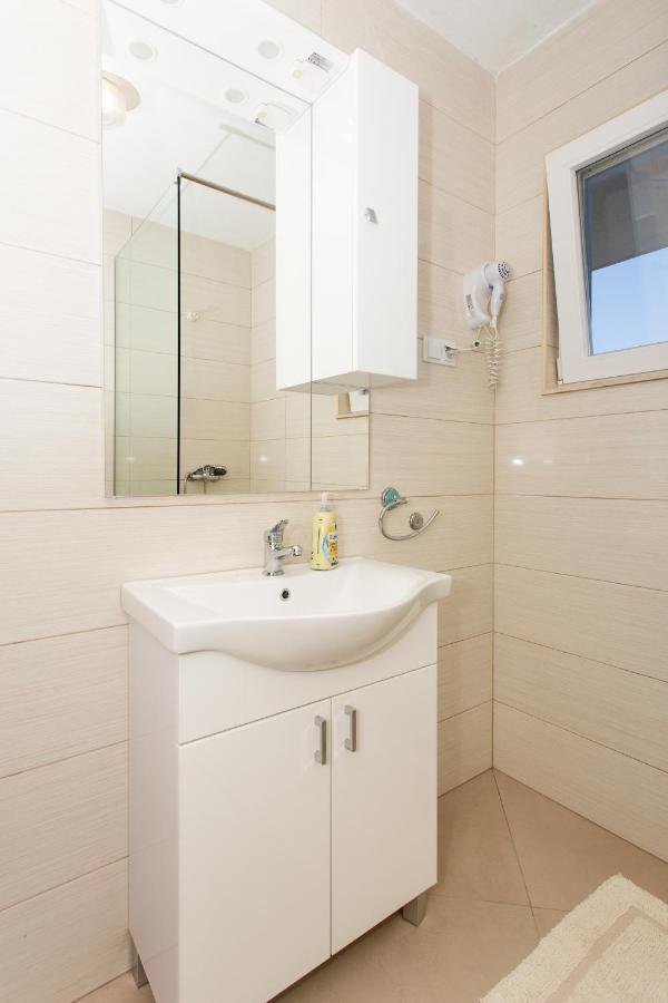 Fifty One Apartment Trogir Exterior photo